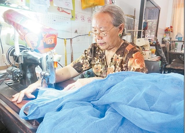 chuyen-san-xuat-va-may-gia-cong-mung-cac-loai-gia-si-le-142-1443209978-5605a2fa3bcf5.jpg