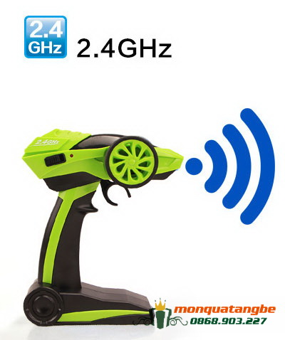 Can ban xe dia hinh dieu khien tu xa