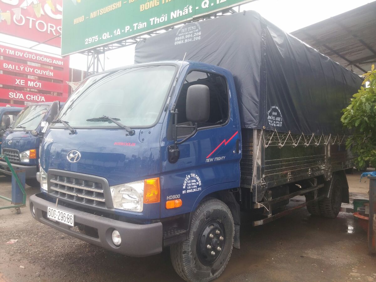 xe tai hyundai hd800 8 tan hang nhap khau 3 cuc