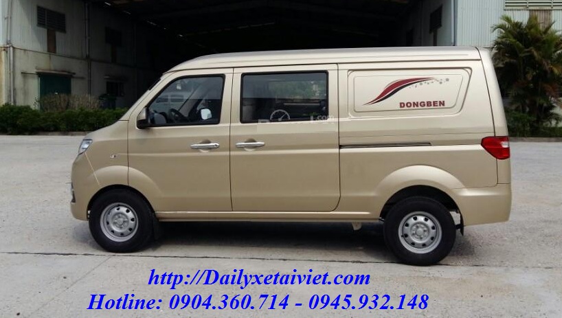 xe ban tai 5 cho ngoi chay trong thanh pho dongben x30