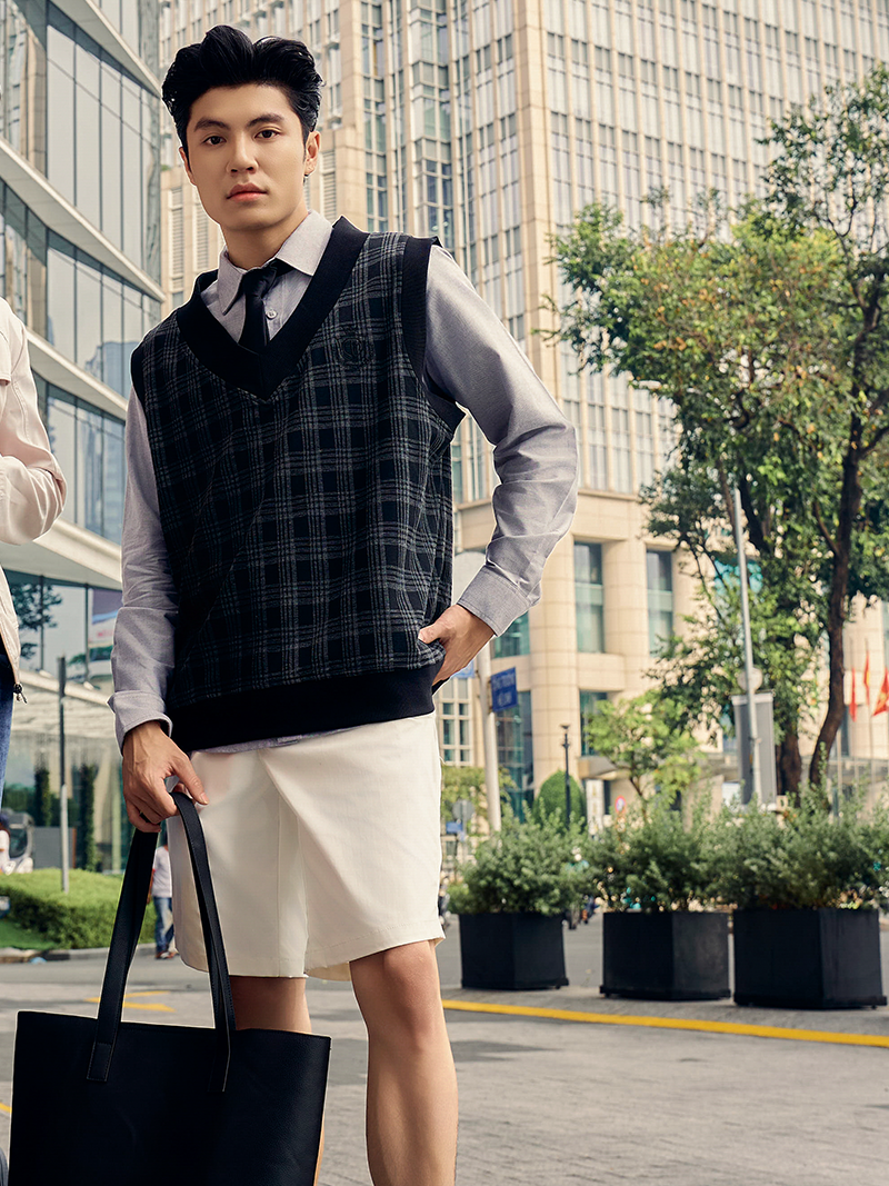 Ao Ghile Thun Caro Theu Logo Form Regular AG001 Mau Den