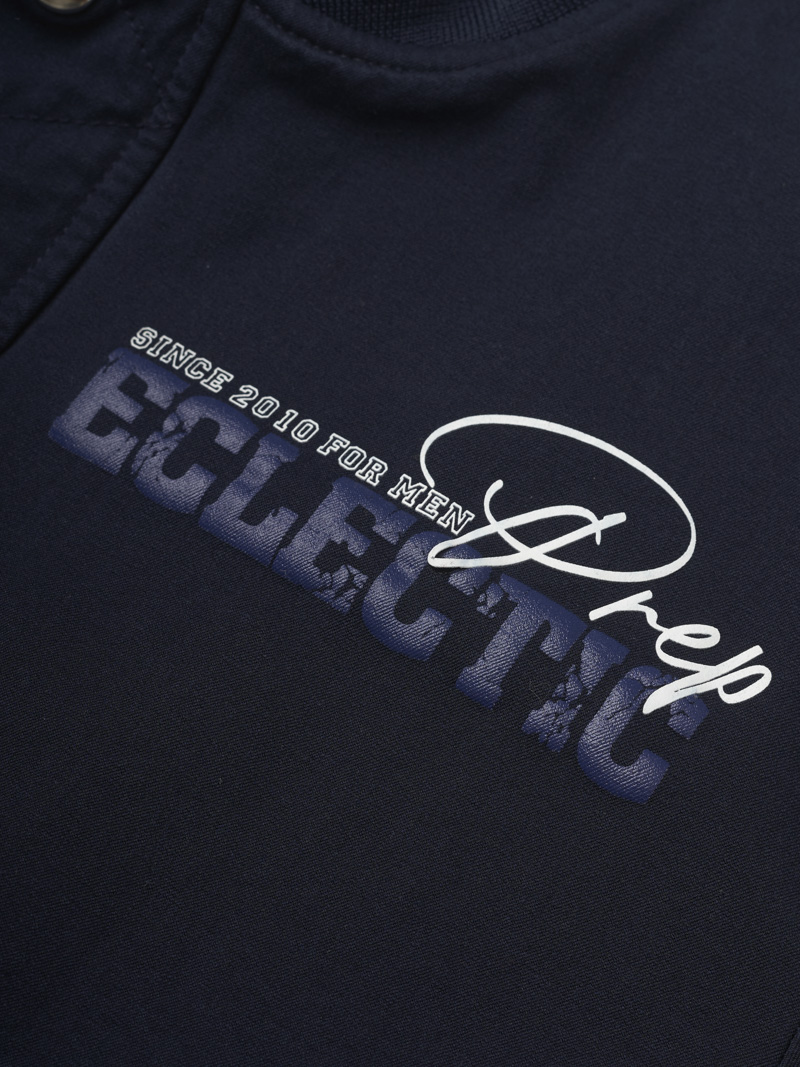 Ao Khoac Bomber 2 Tui Hop In O Nguc Form Regular AK064 Mau Xanh Den