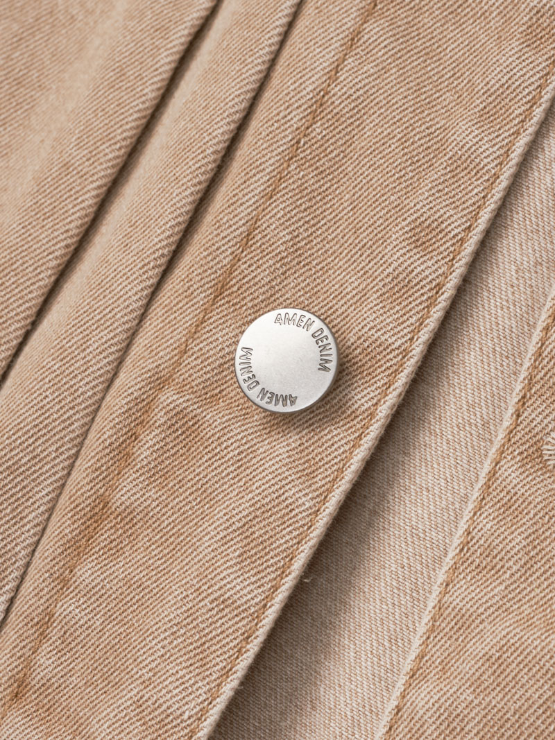 Ao Khoac Denim Xep Ly Nep Tru Form Regular AK063 Mau Be