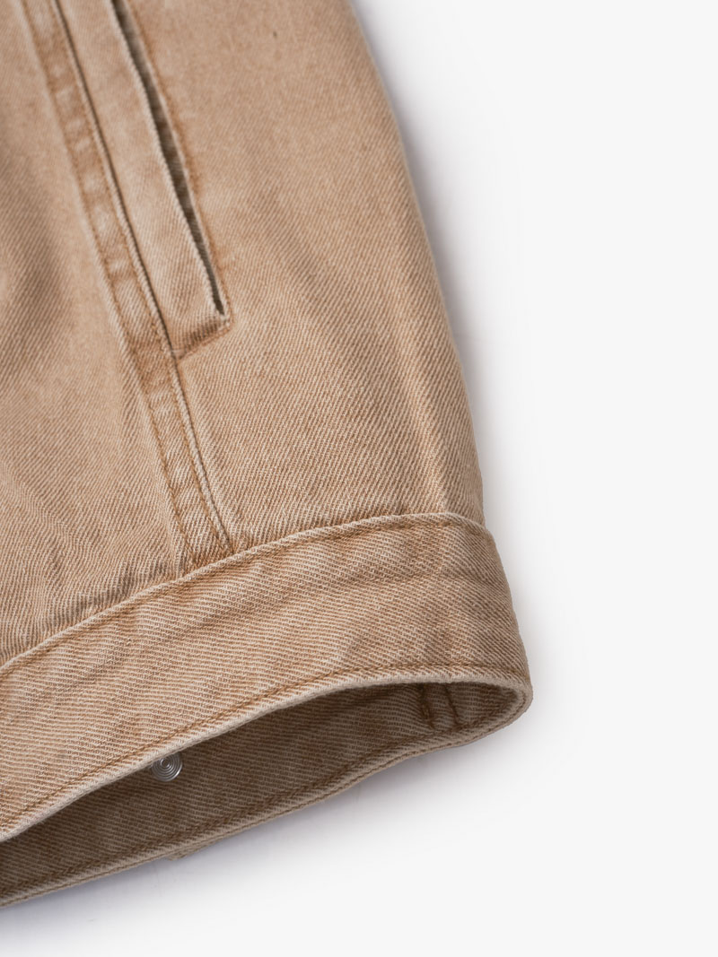 Ao Khoac Denim Xep Ly Nep Tru Form Regular AK063 Mau Be