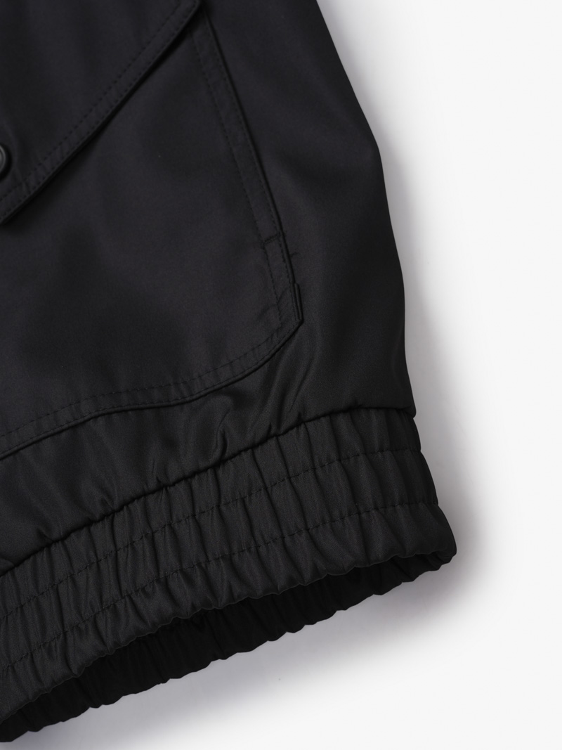 Ao Khoac Du Ep Tui Hop Form Regular AK065 Mau Den