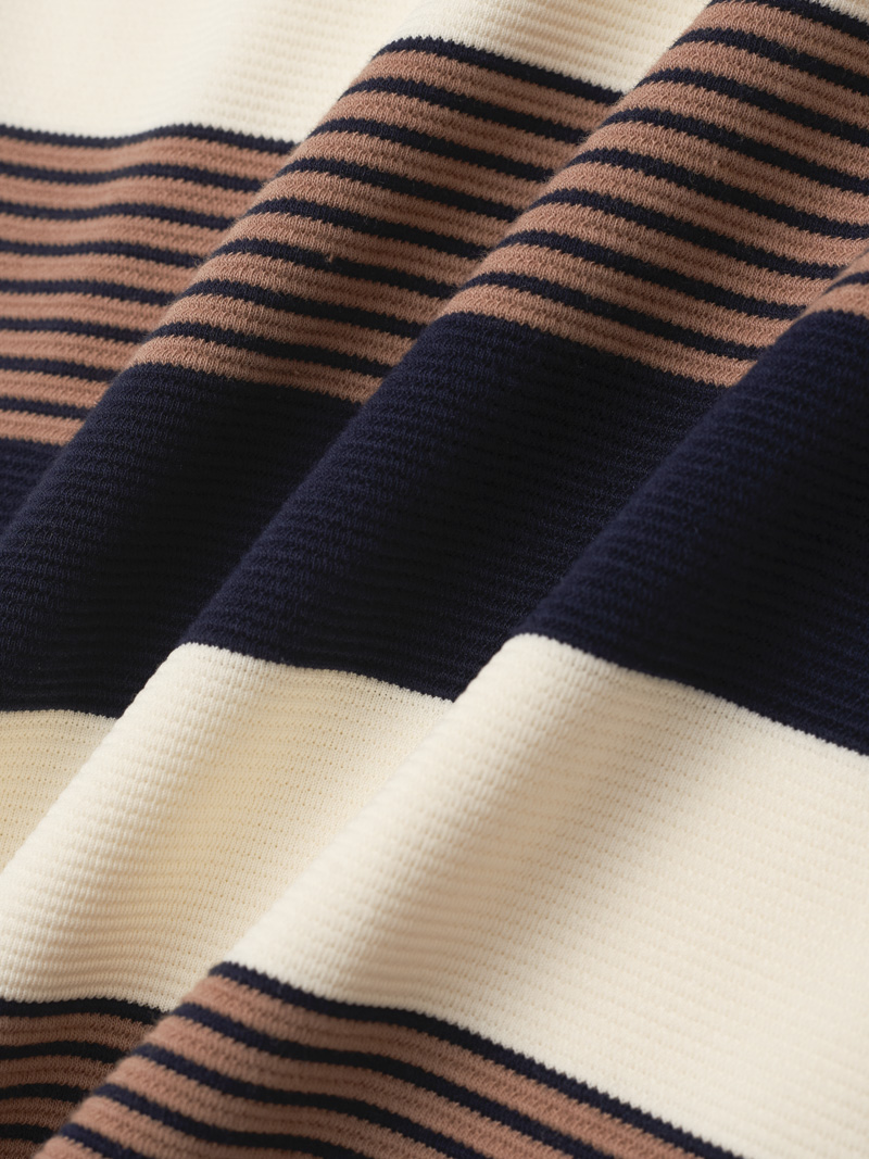 Ao Rugby Shirt Soc Ngang In Logo Preppy Heritage O Nguc Form Regular PO150 Soc Xanh Den