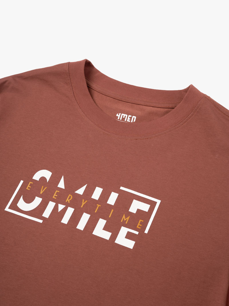 Ao Thun In Chu SMILE Form Regular AT160 Mau Nau