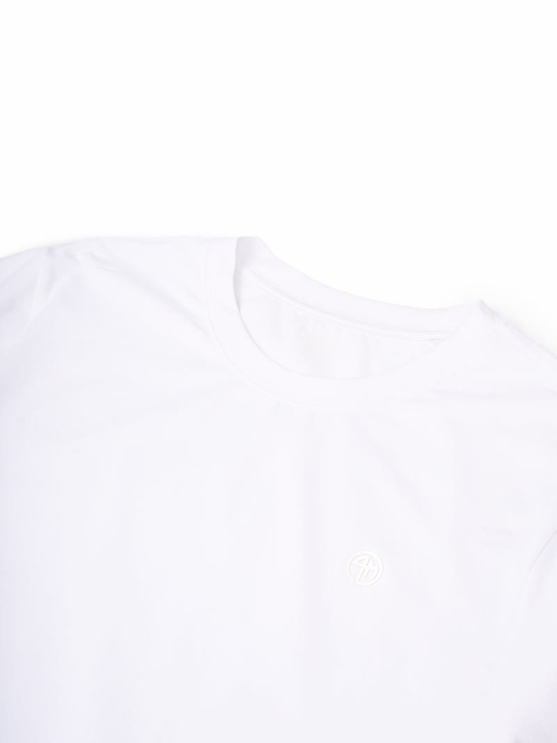 Ao Thun In Logo Tron 4M Form Slimfit AT161 Mau Trang