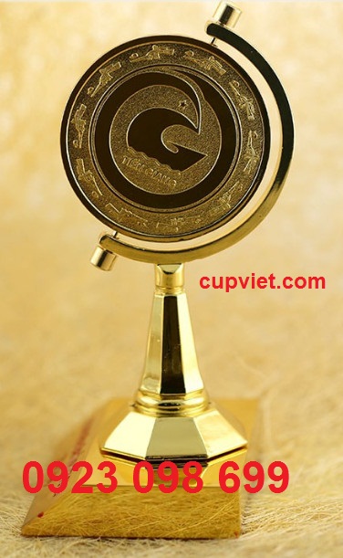 Cong ty chuyen thiet ke qua tang de ban chan giay de ban bieu trung de ban cao capqua tang bo so