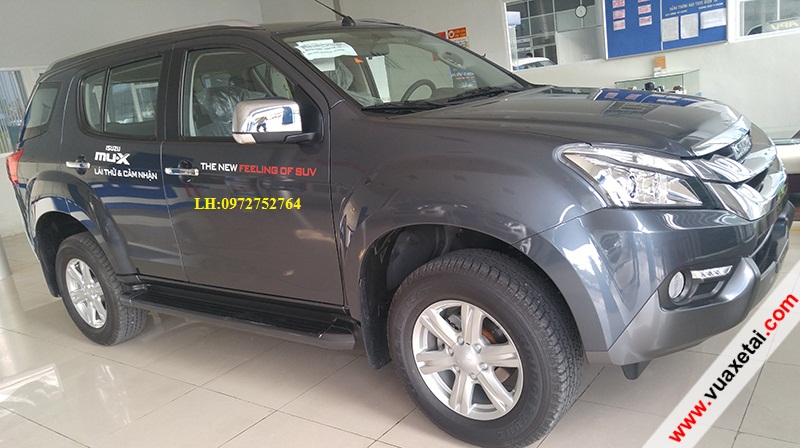 Isuzu muX moi ra mat noi troi hon cac doi thu con lai