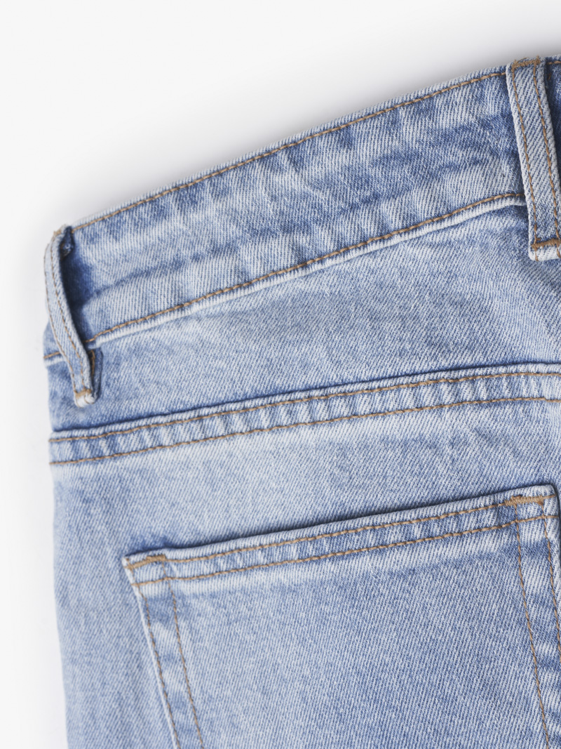 Quan Jeans Xanh Wash Laser Tui Sau Form SlimCropped QJ092