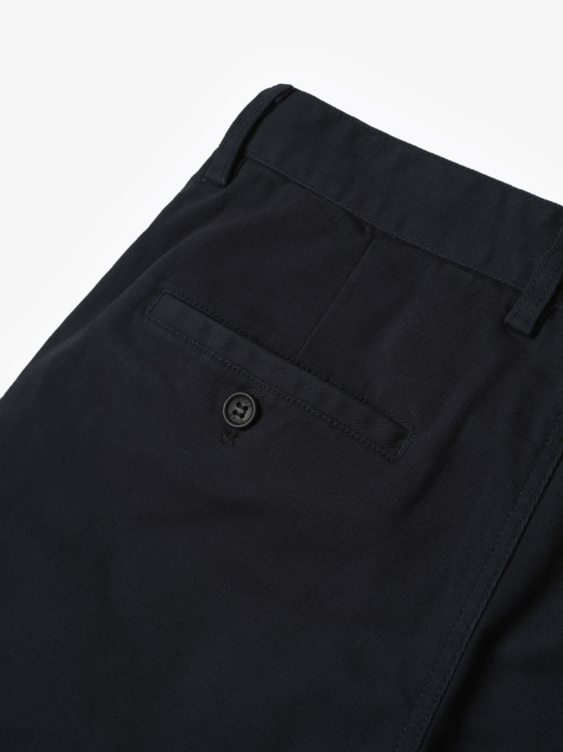 Quan Kaki Tron Signature Gan Tag Kim Loai Form Slimfit QK028 Mau Xanh Den