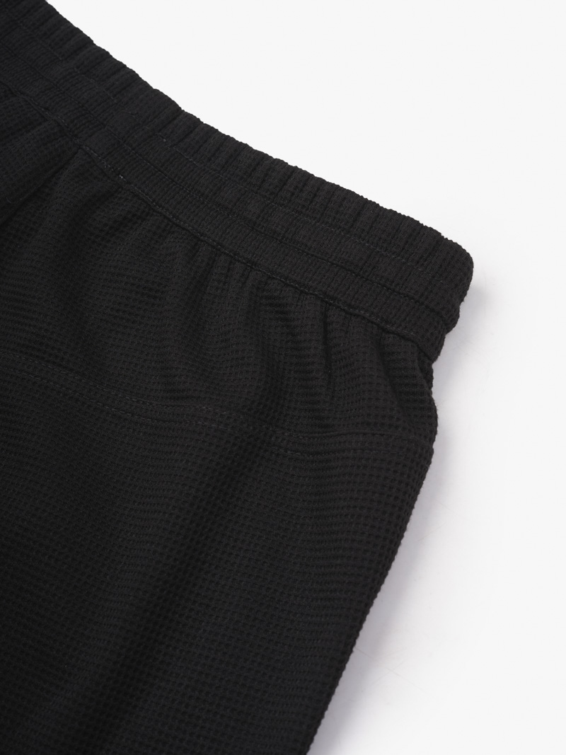 Quan Short Lung Thun Tui Xeo Gan Tag Silicon 4M Form Regular QS064 Mau Den