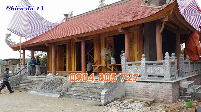 Mau chieu rong da bac tam cap nha tho ho bang da khoi dep