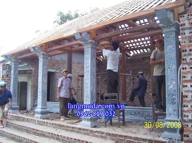 Mau cot da Cot hien nha tho ho dep bang da xanh den