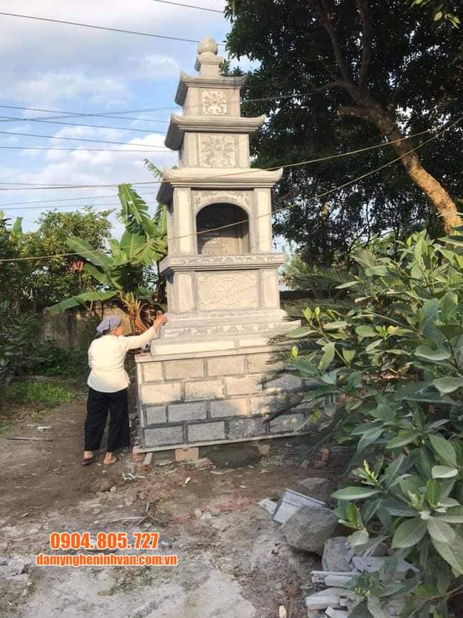 Nhung mau mo thap da ban tai Binh Dinh