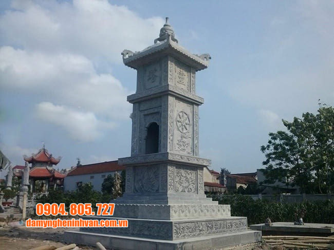 Nhung mau mo thap da ban tai Binh Dinh