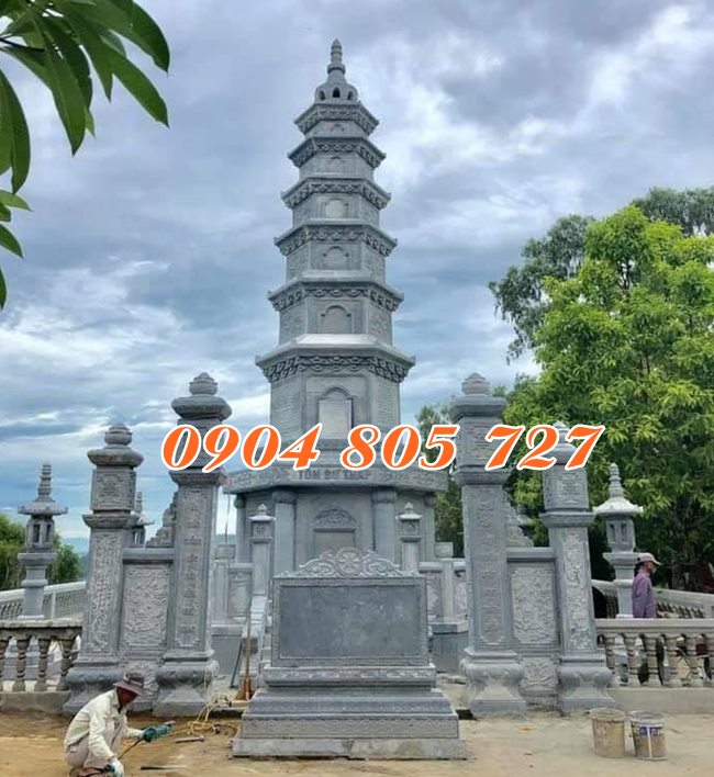 Thap mo da tho tro cot hai cot tai thanh pho Ho Chi Minh