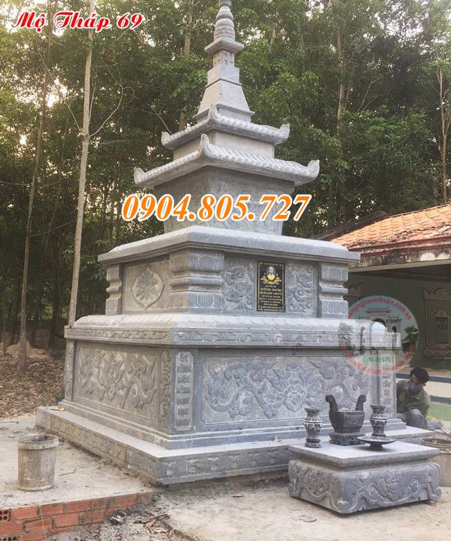 Xay mo thap de hai cot tai Dong Nai bang da