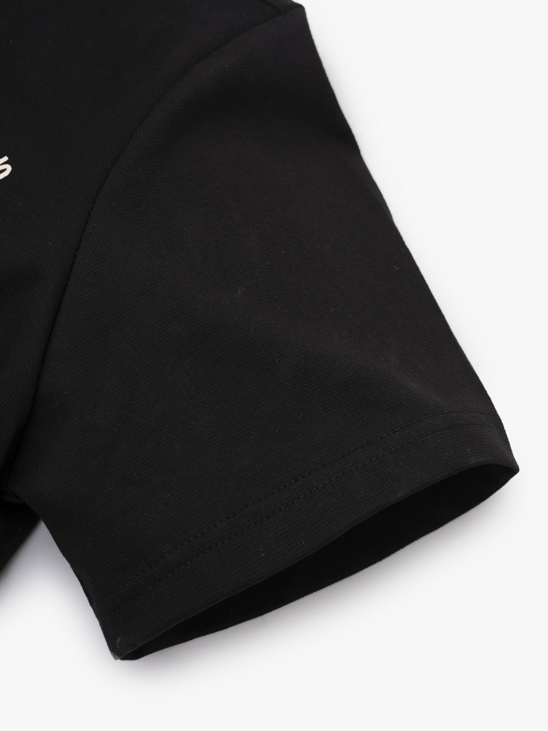 Ao Thun Co Tron In Chu Eclectic Prep Form Regular AT164 Mau Den