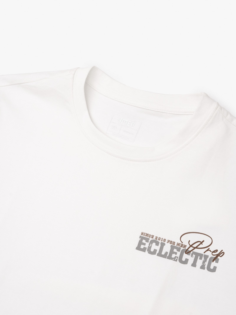 Ao Thun Co Tron In Chu Eclectic Prep Form Regular AT164 Mau Trang