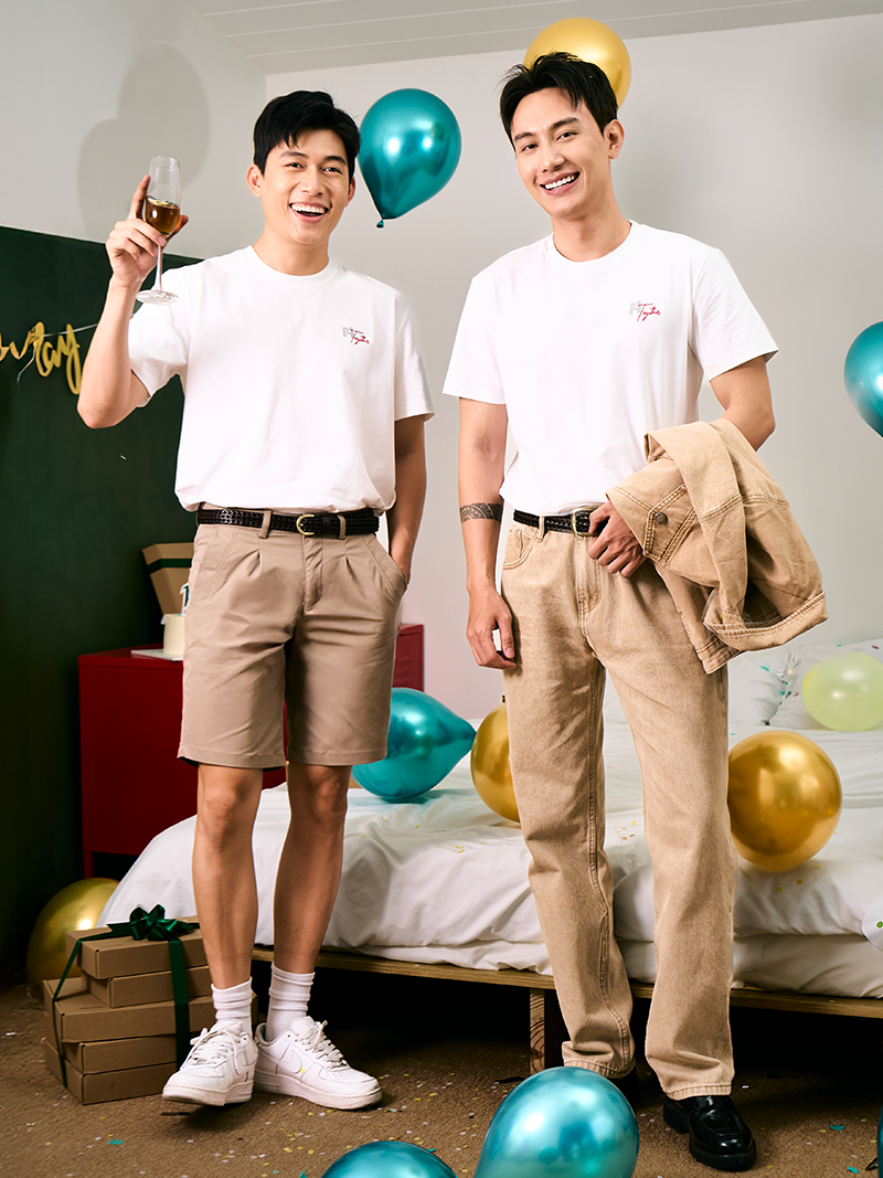 Ao Thun Co Tron In Theu Chu M Together Form Regular AT165