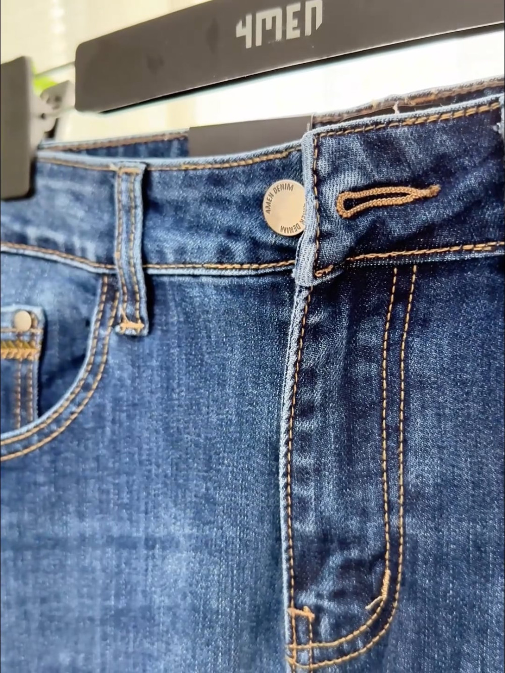 Quan Jean Theu Chu M Form Slimfit QJ111 Mau Xanh Bien