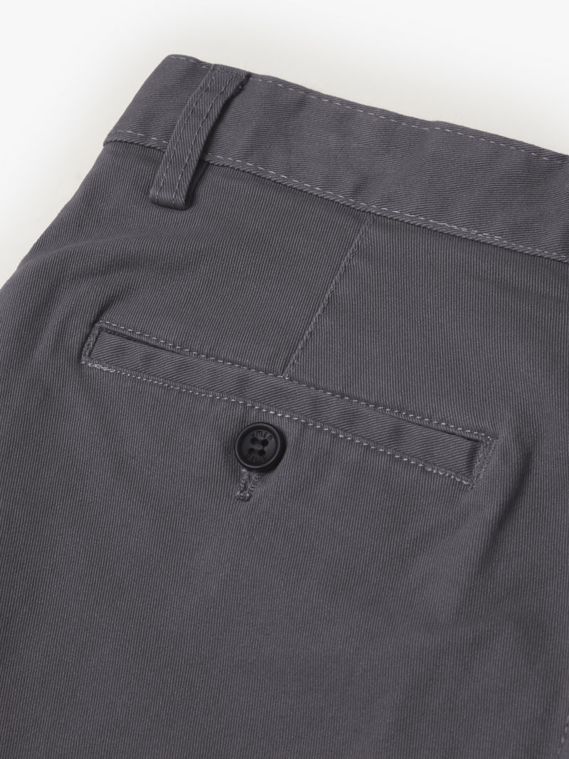 Quan Kaki Tron Signature Gan Tag Kim Loai Form Slimfit QK028 Mau Xanh Dam