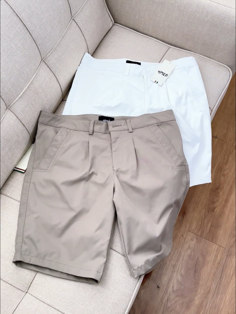 Quan Short Kaki Dieu ZicZac O Tui Form Regular QS063 Mau Trang